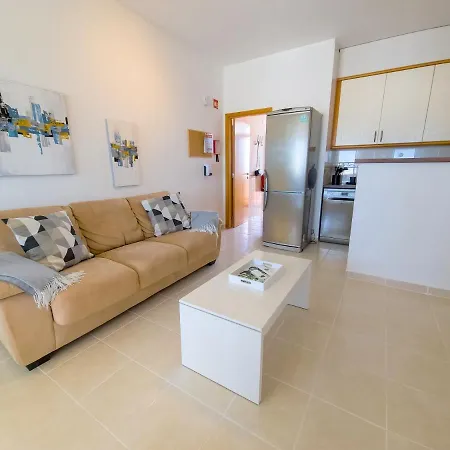 Charming 1 Bedroom 5min Beach-10min Downtown Apartment