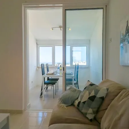 Charming 1 Bedroom 5min Beach-10min Downtown *